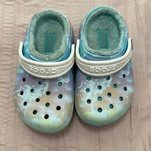 Lined crocs